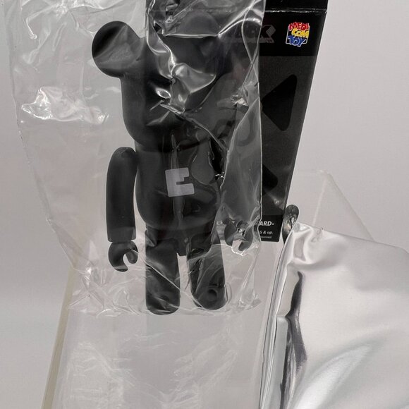 Bearbrick Series 48 Basic Letter E Medicom Be@rbrick 100% Figure - Picture 2 of 7
